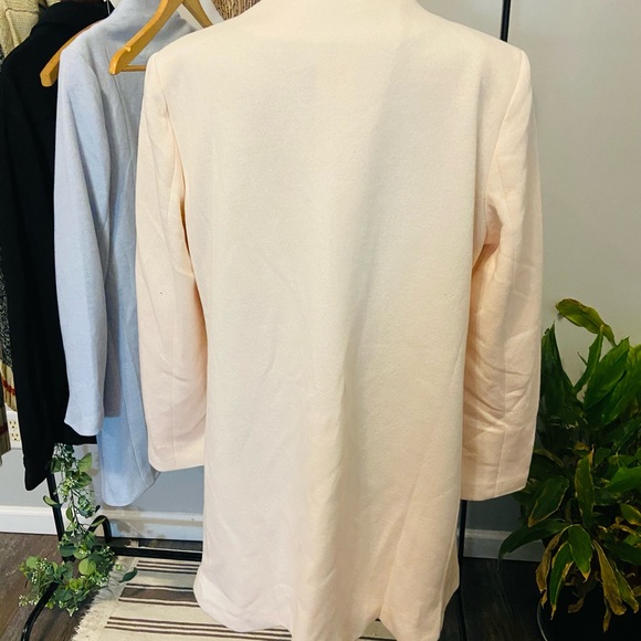 Soft Pink Long Coat - Picture 4 of 5